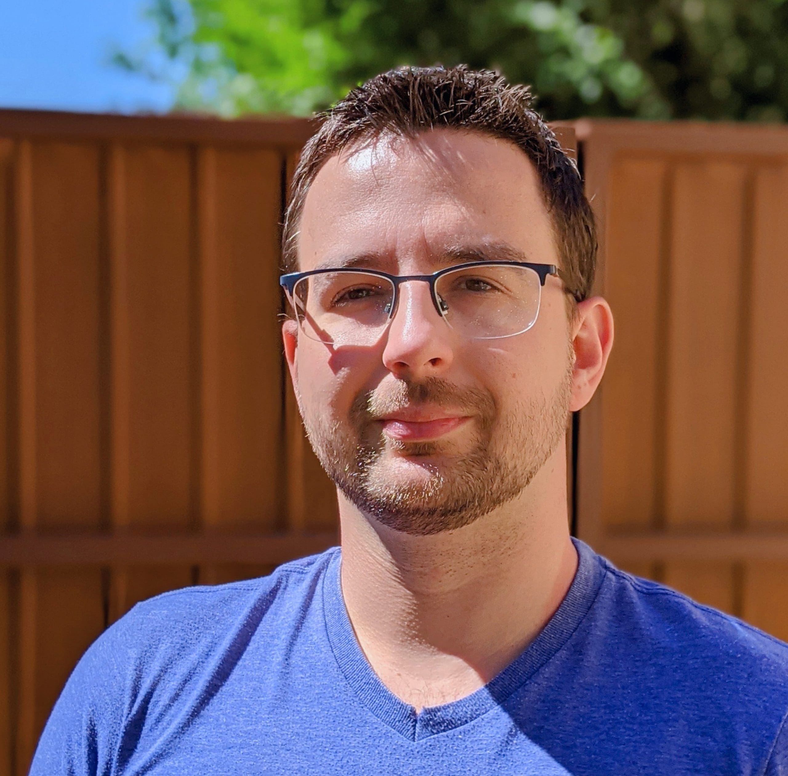 About us daniel gore profile scaled - About us